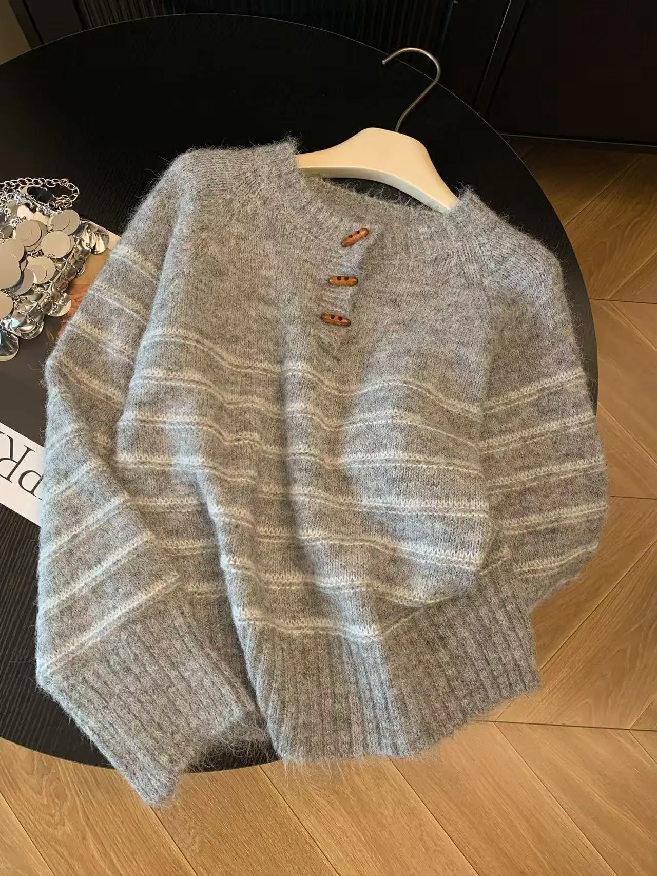 Suéter Feminino de Lã e Caxemi - Embroidery Shirt avaliação e preço