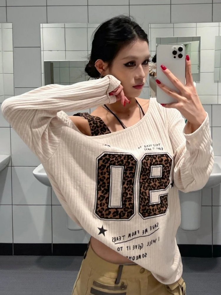 Camiseta Feminina Y2K com Esta - Embroidery Shirt avaliação e preço