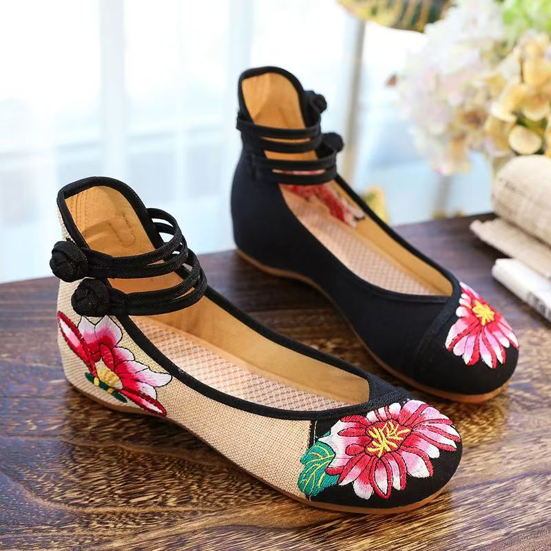 Sapatos Femininos de Tecido Bo - Embroidery Skirt avaliação e preço